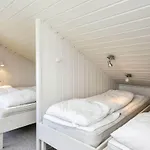 Feriehus 6 Person On A In