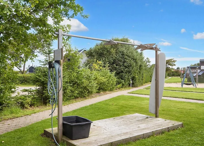 6 Person On A In Дом отдыха