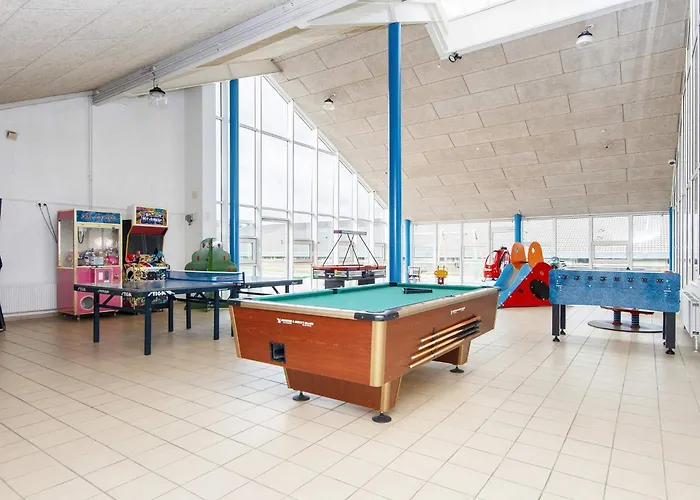 6 Person On A In Дом отдыха