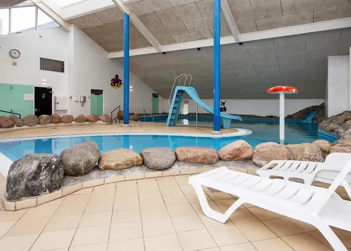 6 Person On A In Дом отдыха